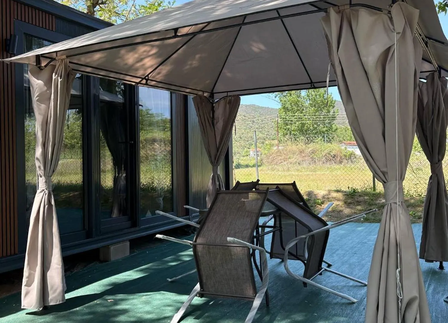 Camping Pitsoni location