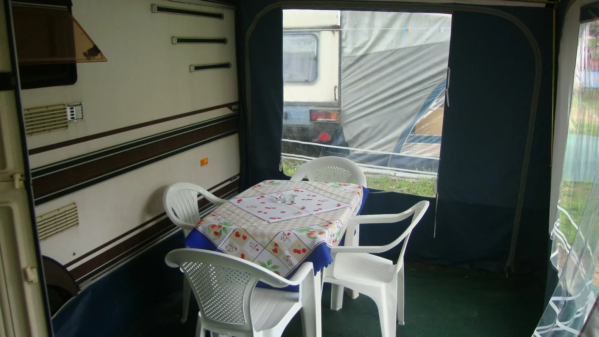 Camping Pitsoni Sykia Chalkidikis Greece